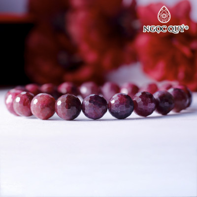 Vòng tay hạt facet đá ruby nam phi mệnh hỏa, thổ - Ngọc Quý Gemstones