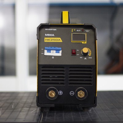 Máy hàn que MMA Hồng Ký Master 250 Ampe 220V - HK250A