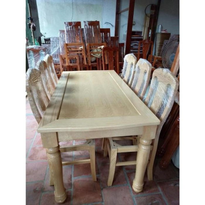 Bàn ghế ăn gỗ sồi tựa đục