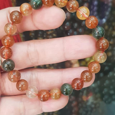  Vòng tay phong thuỷ may mắn đá thạch anh tóc tam tài màu bóng đẹp lắm size hạt vòng 8mm đá tự nhiên đeo tốt sức khoẻ, may mắn, tốt cho công việc đeo lên tay bóng đẹp màu rất xinh đẹp ạ