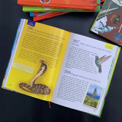 Sách - 365 Sự Thật Bạn Cần Biết - Bìa Cứng - In màu toàn bộ - NXB Thế Giới