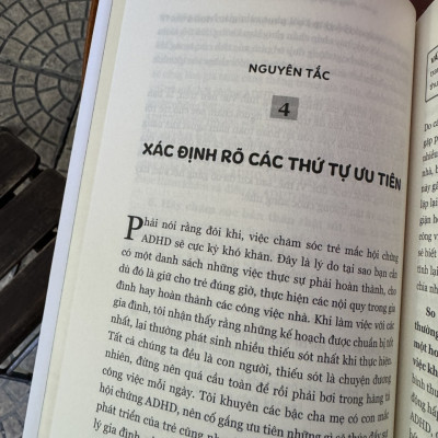 NUÔI DẠY TRẺ MẮC CHỨNG RỐI LOẠN TĂNG ĐỘNG GIẢM CHÚ Ý (ADHD) – Russell A. Barkley – Trâm Vũ dịch – Thái Hà – NXB Công thương