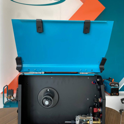 Máy hàn 2 chức năng Classic MIG/ARC-200A ( Sử dụng cuộn dây CO2, vừa hàn Mig, vừa hàn que)- Hàng chính hãng