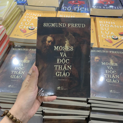 MOSES VÀ ĐỘC THẦN GIÁO - Sigmund Freud - Thanh Khê dịch (bìa mềm)