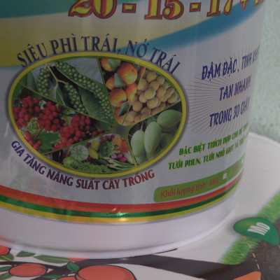 XÔ PHÂN BÓN NỞ TRÁI , TĂNG KÍCH CƠ TRÁI NON TỒI ĐA , NPK 20-15-17 TE 