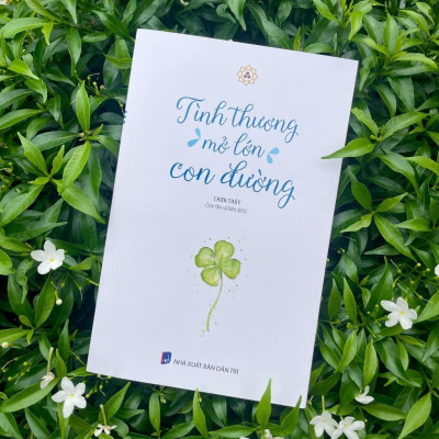 Sách - Tình Thương Mở Lớn Con Đường - Vĩnh Nghiêm Books