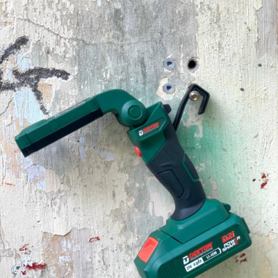 ĐÈN CÔNG TRƯỜNG DÙNG PIN 21V DEKTON D21-D03W - HÀNG CHÍNH HÃNG