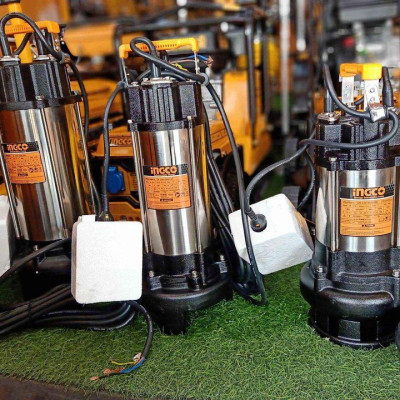 MÁY BƠM CHÌM NƯỚC THẢI 2200W INGCO SPDB22008 - HÀNG CHÍNH HÃNG