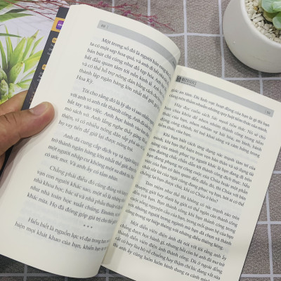 Bộ 4 Kỹ Năng Mềm Thiết Yếu Để Thành Công: Đừng Làm Việc Chăm Chỉ, Nghệ Thuật Từ Chối, Muốn Thành Công Nói Không Với Trì Hoãn Và Phá Bỏ Giới Hạn - Khám Phá Sức Mạnh Phi Thường Của Bản Thân