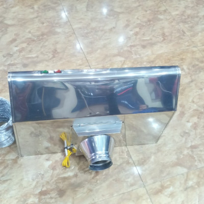 MÁY HÚT MÙI INOX 304 ( kt 70x45x14 cm kèm theo ống thun bạc)