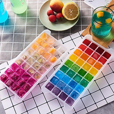 Khay 36 Viên Đá Kèm Xẻng Xúc Đá Tiện Lợi