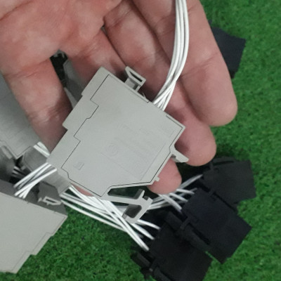 Phụ kiện 47850 Schneider, khối đầu cuối 6 dây, MasterPact NW, dành cho thiết bị ghim rút phụ tùng