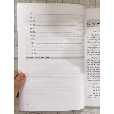 Bộ sách Đề Luyện Tập Thi Đánh Giá Năng Lực Vào Lớp 10 Chuyên Ngoại Ngữ Môn Toán - Ngữ Văn (Combo 2 cuốn)