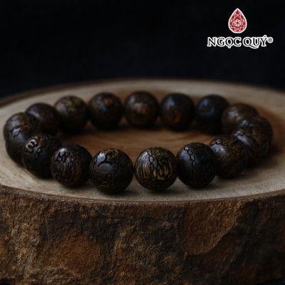 Vòng trầm sánh tròn khắc lục tự minh chú 12mm - Ngọc Quý Gemstones