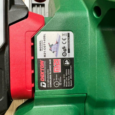 MÁY CƯA ĐĨA 140MM PIN 21V DEKTON M21-CGT140BL - HÀNG CHÍNH HÃNG