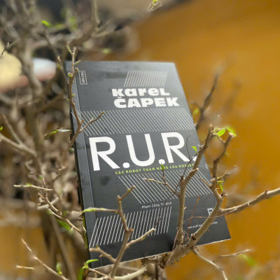 R.U.R - Các robot toàn năng của Rossum