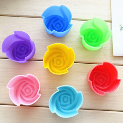 Bộ 10 khuôn silicon làm bánh, rau câu, bánh bông lan, bánh da lợn hoa hồng 3 lớp – Mã số 1130