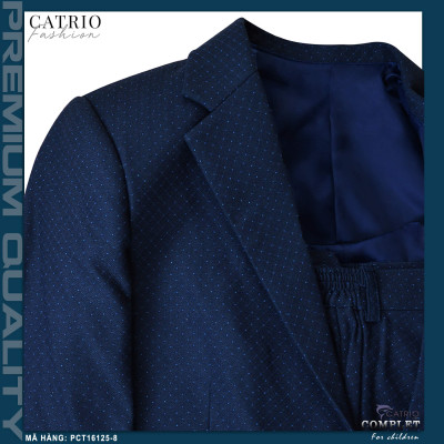 BỘ VEST BÉ TRAI CATRIO PCT16125/8 LÀ BỘ COMPLET TRẺ EM từ 6 tuổi đến 10 tuổi (25kg đến 35kg) thuộc bộ sưu tập quần áo trẻ em trang trọng cho mùa lễ hội, tết, tiệc cưới, sự kiện sinh nhật, được làm bằng vải dạ cao cấp nhất, đẹp đến từng chi tiết