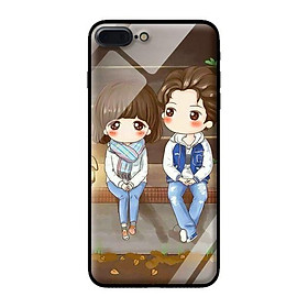 Ốp lưng kính cường lực cho iPhone 8 Plus Anime Cặp Đôi Ngồi - Hàng chính hãng