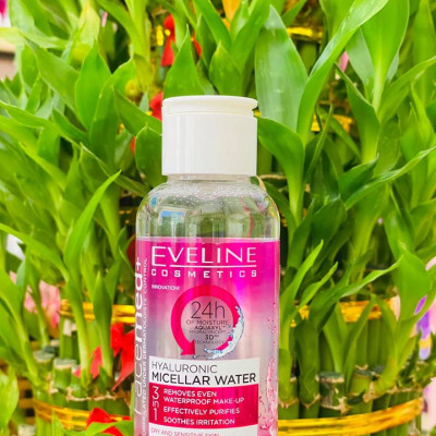 Nước tẩy trang dưỡng ẩm cho da khô và nhạy cảm Eveline 100ml