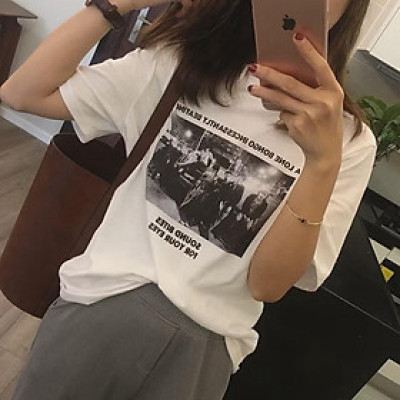 Áo pull nữ màu trắng trẻ trung hình họa tiết bức tranh