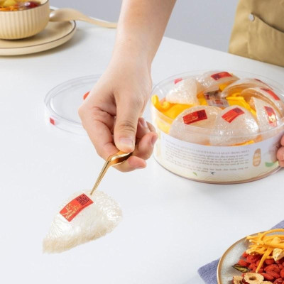 [CHÍNH HÃNG] Yến Sào Hoàng Kim - Hộp Quà Lộc An Cát Tường (50g Tổ Yến & 4 Hũ Yến Chưng Ăn Kiêng) - Quà Tặng Sức Khỏe, Tốt Cho Người Tiểu Đường