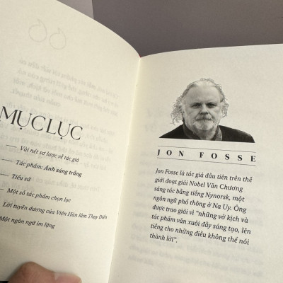 [Bìa cứng - tác giả nobel 2023] ÁNH SÁNG TRẮNG - Jon Fosse - Thiên Nga dịch - Thiện Tri Thức - Nhà xuất bản Dân Trí.