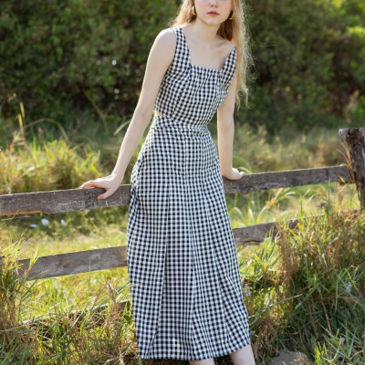 Set áo váy caro đen NGADO