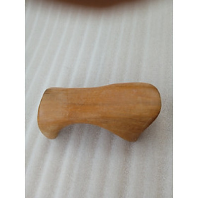 Dụng cụ massage N H home bằng gỗ thơm hình con ếch.