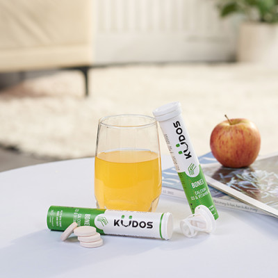 Combo 3 Thực phẩm bảo vệ sức khỏe KUDOS VITAMIN C 1000MG + Viên Sủi KUDOS BONE + Viên Sủi KUDOS DAILY (20 viên/tuýp)