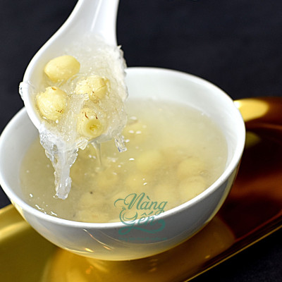 TỔ YẾN 2.5 GRAM CHƯNG VỚI TÁO ĐỎ, NHÂN SÂM, HẠT SEN | YẾN SÀO NÀNG YẾN | | Đóng gói tiện lợi dễ dàng chế biến | Thành phần nguyên liệu vừa đủ cho 3 suất ăn bổ dưỡng | Giúp tăng cường sức đề kháng | Chống lão hoá | Ổn định đường huyết