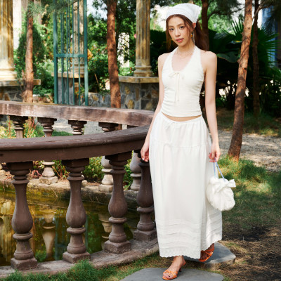 DOTTIE - Áo đính nơ hở lưng - Trắng kem - T1091