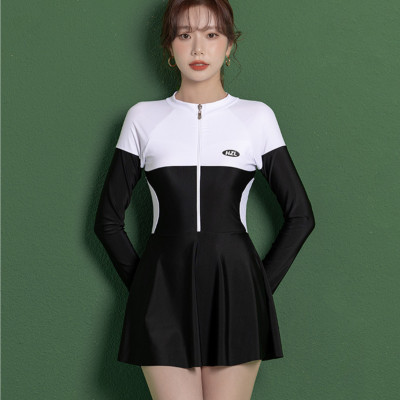 Bộ đồ bơi bikini nữ 1 mảnh kín đáo đi tắm biển giấu bụng váy liền áo dài tay chống nắng - B.27