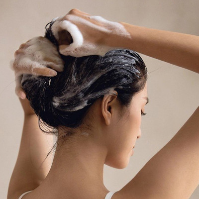 Combo Dầu Gội Và Dầu Xả Kracie Ichikami Dưỡng Tóc Chắc Khoẻ Hương Bạc Hà (480ML)