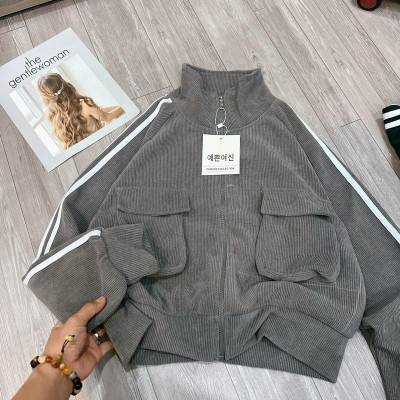 Áo khoát nữ nhung Gân Túi Hộp Cổ Trụ Tay Viền 3 Sọc siêu chất thời trang-A2050