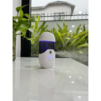 MÁy phun sương nano mini cầm tay dễ thương ( giao mẫu ngẫu nhiên) Chăm Sóc Và Làm Mát Da Mặt (BẬT: BẤM NÚT 2 LẦN)