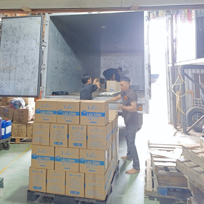 Nước lau kính Tonycare 650ml – Sạch bóng, chống bám bụi, không để lại vệt – Chính hãng Tonycare