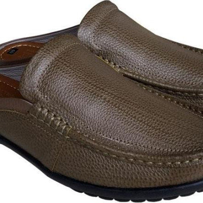 Giày sục nam da bò  Trường Hải màu xanh rêu đế cao su không trơn hàng may chắc chắn thời trang cao cấp BMN0200