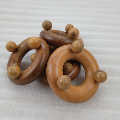 Dụng cụ massage N H home bằng gỗ thơm