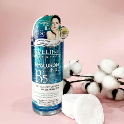 Nước Tẩy trang eveline B5 chiết xuất rau má ngừa mụn, dưỡng ẩm da 500ml