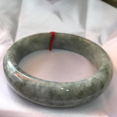 VÒNG CẨM THẠCH NAM BẢN HẸ ĐẬU 62MM MỚI ĐÁ THIÊN NHIÊN MÀU XÁM BÔNG NAM 72KG ĐẾN 88KG ĐEO