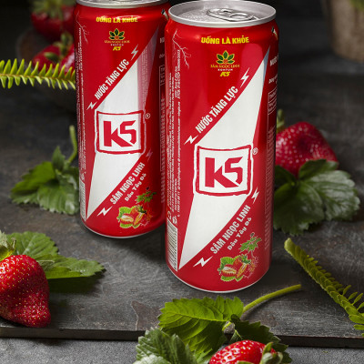 Nước Tăng Lực K5 Sâm Ngọc Linh Lon Lẻ Vị Dâu Tây Đỏ (320ml/Lon)