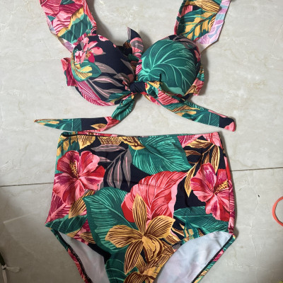 Bikini 2 Mảnh Cạp Cao Họa Tiết