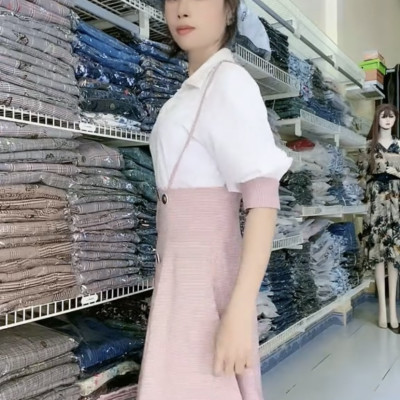 Mẫu đầm yếm dễ thương dành cho những cô nàng cá tính.