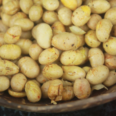 Đậu Nành Sấy Cỏ Ngọt Vị Cay Hải Long (230g)